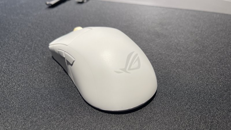 ROG Harpe Ace Mini ROG Harpe Ace Mini