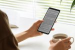 Lo smartphone che diventa kindle con un click: ecco i nuovi TCL Nxtpaper a meno di 300€ - Notizia