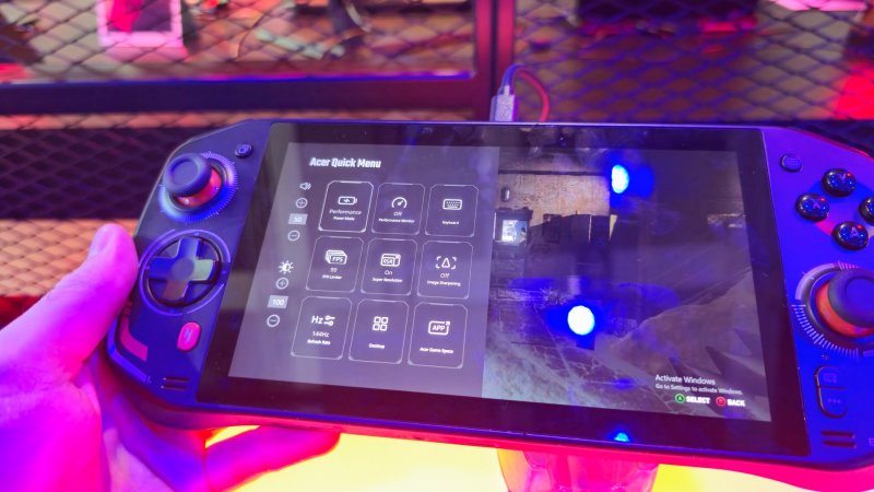 Anche Acer, come i suoi concorrenti, ha un menu di accesso rapido ad alcune opzioni di personalizzazione di Nitro Blaze 7