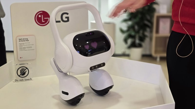Il self-driving AI Home Hub di LG Il self-driving AI Home Hub di LG