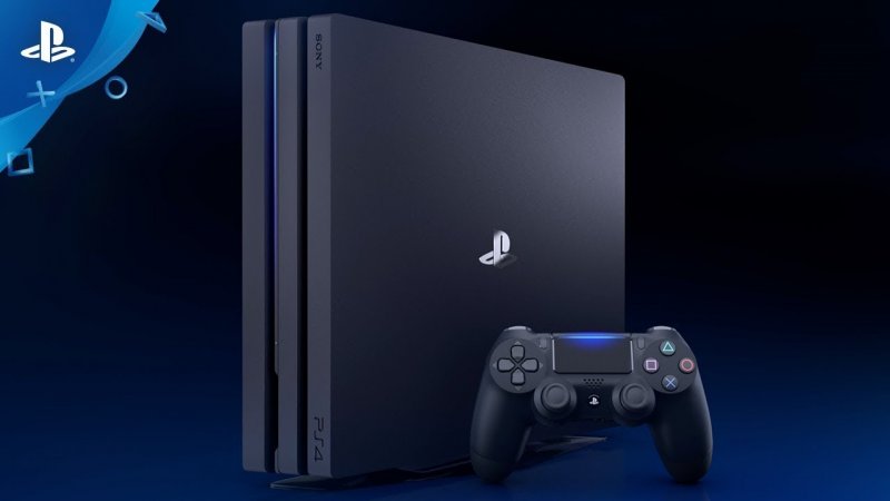 PS4 Pro fu mostrata al pubblico a due mesi di distanza dal lancio, il 10 novembre 2016