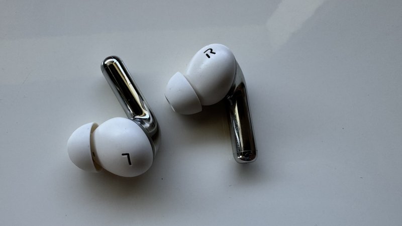 OnePlus Buds Pro 3 sono pienamente compatibili con Android e iOS OnePlus Buds Pro 3 sono pienamente compatibili con Android e iOS