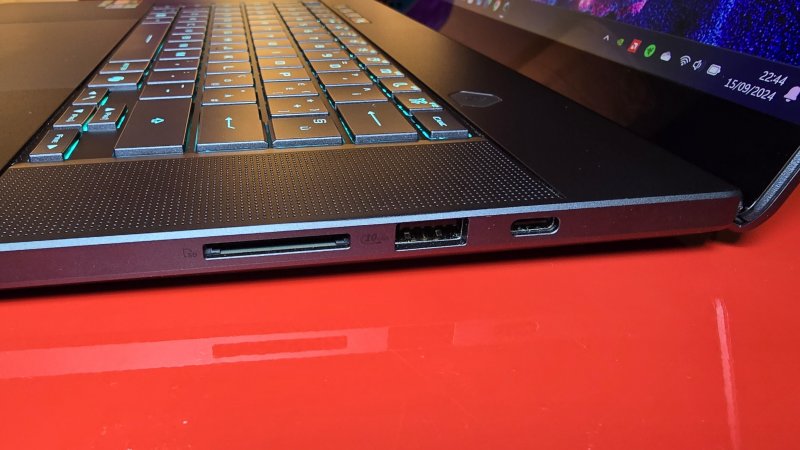 Non manca anche il lettore di SD a grandezza standard