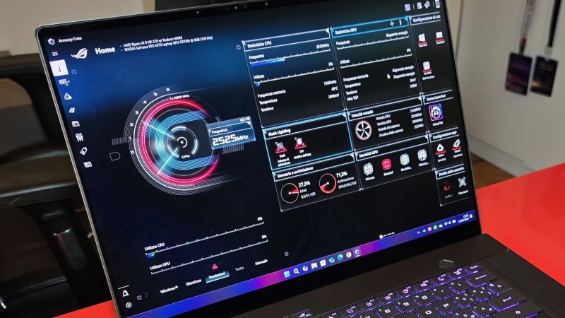 Il software proprietario Armoury Crate permette di configurare a puntino il laptop