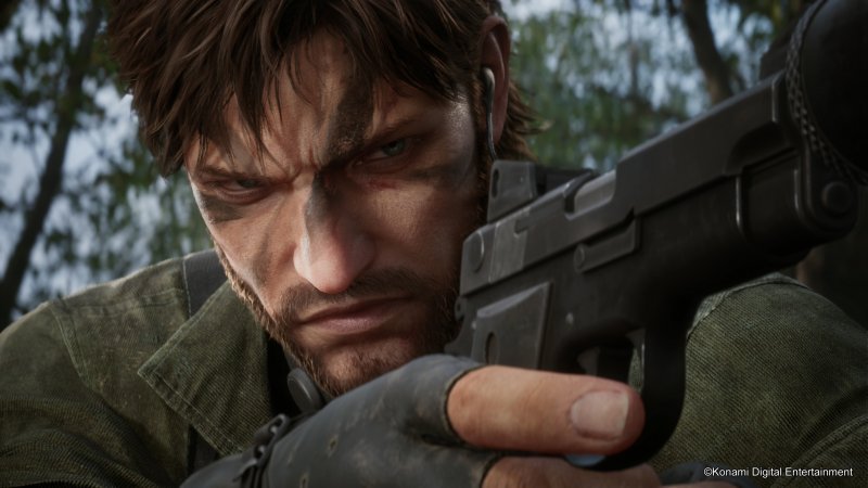 Snake punta una pistola in Metal Gear Solid Delta: Snake Eater Snake punta una pistola in Metal Gear Solid Delta: Snake Eater