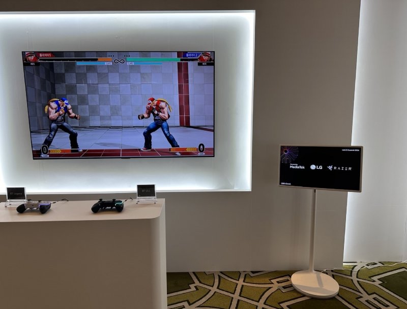 L'unica immagine che abbiamo del nuovo controller Bluetooth di LG in collaborazione con Razer e MediaTek L'unica immagine che abbiamo del nuovo controller Bluetooth di LG in collaborazione con Razer e MediaTek