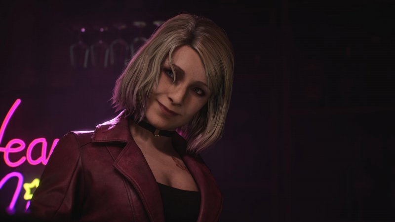 Maria è del tutto simile a Mary, come dice James, potrebbe essere sua sorella gemella. Ma c'è molto, nascosto dietro al suo sorriso enigmatico Maria è del tutto simile a Mary, come dice James, potrebbe essere sua sorella gemella. Ma c'è molto, nascosto dietro al suo sorriso enigmatico