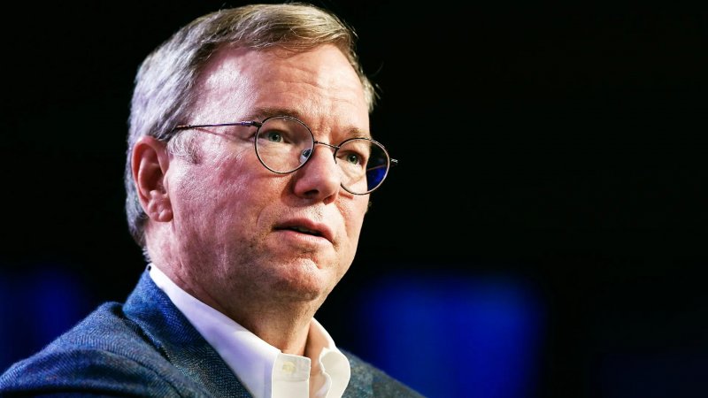 L'ex CEO di Google, Eric Schmidt L'ex CEO di Google, Eric Schmidt