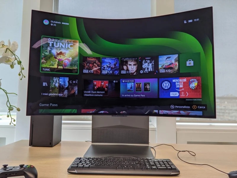 Il TV pieghevole di LG. Il TV pieghevole di LG.