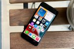 iPhone SE 4: ritorno del Mute Switch e design simile a iPhone 14? - Notizia