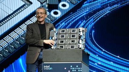 Intel si arrende sull'IA: NVIDIA troppo avanti, Gaudi 3 punta su efficienza e risparmio