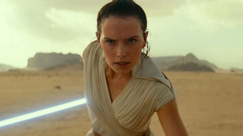 Rey, protagonista della più recente trilogia di Star Wars Rey, protagonista della più recente trilogia di Star Wars