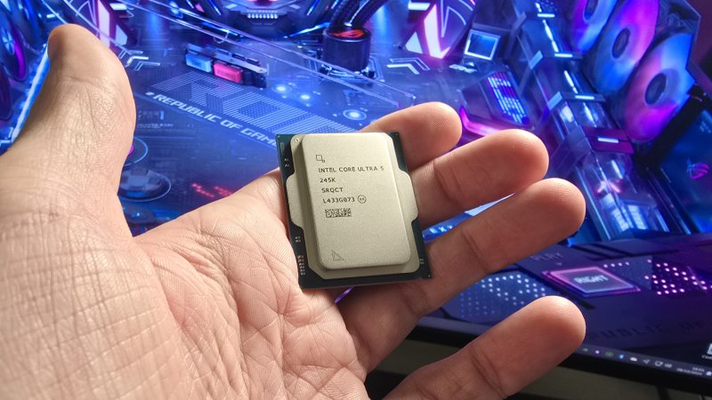 Intel Core Ultra 5 245K porta in dote 14 core e 14 thread