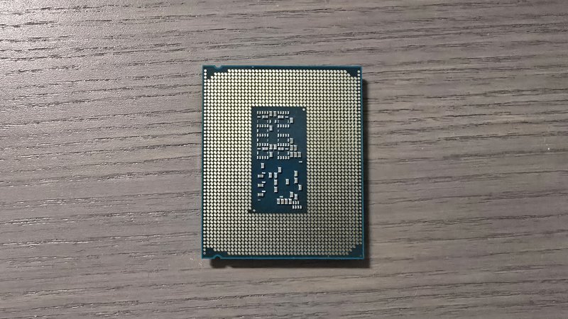 Il consumo massimo di Intel Core Ultra 5 245K è fissato a 159 W