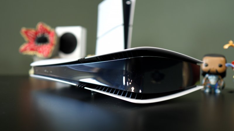 I piedini per posizionare in orizzontale la console sono compresi nella confezione