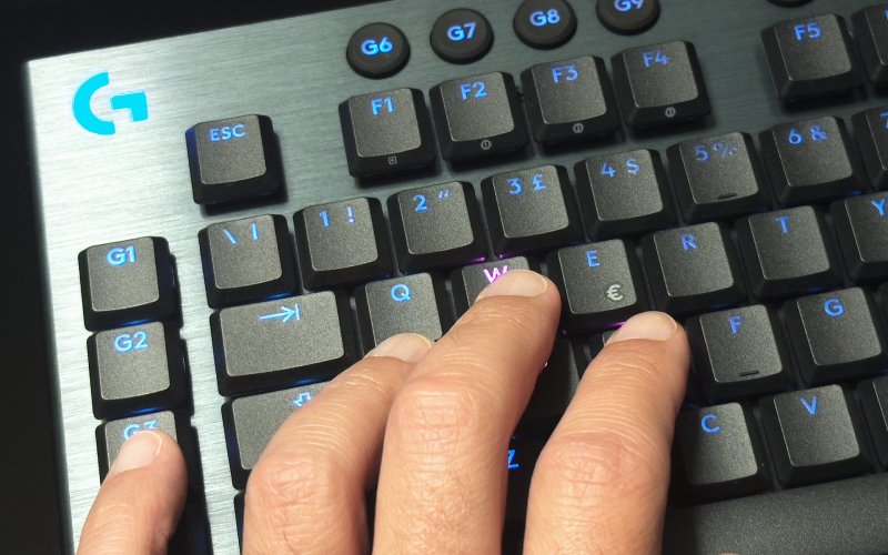 Le nostre mani sulla Logitech G915 X Lightspeed Le nostre mani sulla Logitech G915 X Lightspeed