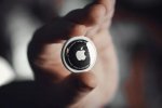 Basterà un link per ritrovare i bagagli smarriti grazie al nuovo aggiornamento di iOS per AirTag - Notizia