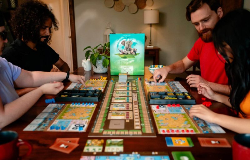 Animali, specialisti, edifici unici... per schierare tutte le carte avrete bisogno di un bel po' di spazio sul tavolo