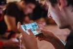 I videogiocatori italiani prediligono lo smartphone, ma anche PC e console vanno forte - Notizia
