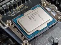Intel Core Ultra 5 245K: la recensione della CPU medio gamma che ha tanta tecnologia, ma prestazioni altalenanti
