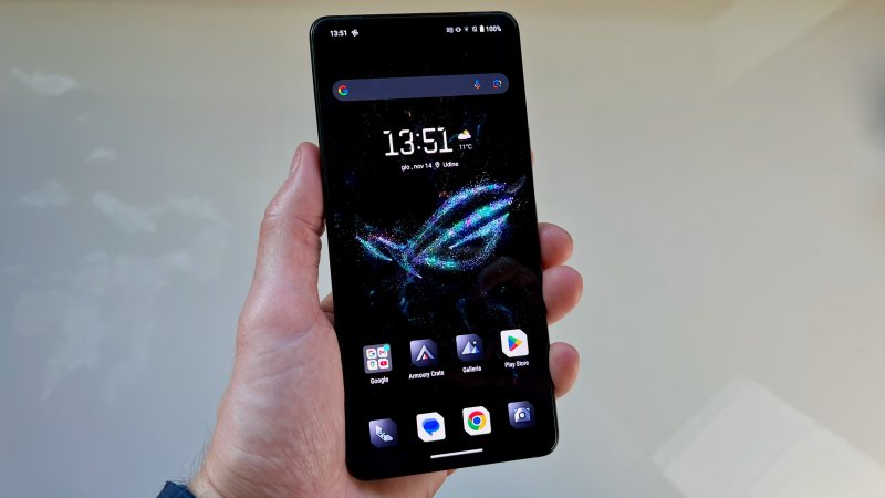 La dotazione hardware di ROG Phone 9 Pro è di primissimo livello