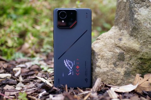 ASUS ROG Phone 9 Pro, la recensione del gaming phone Android con un vestito da top di gamma