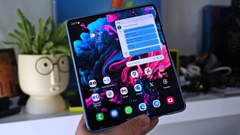 Un Samsung Galaxy Fold Un Samsung Galaxy Fold