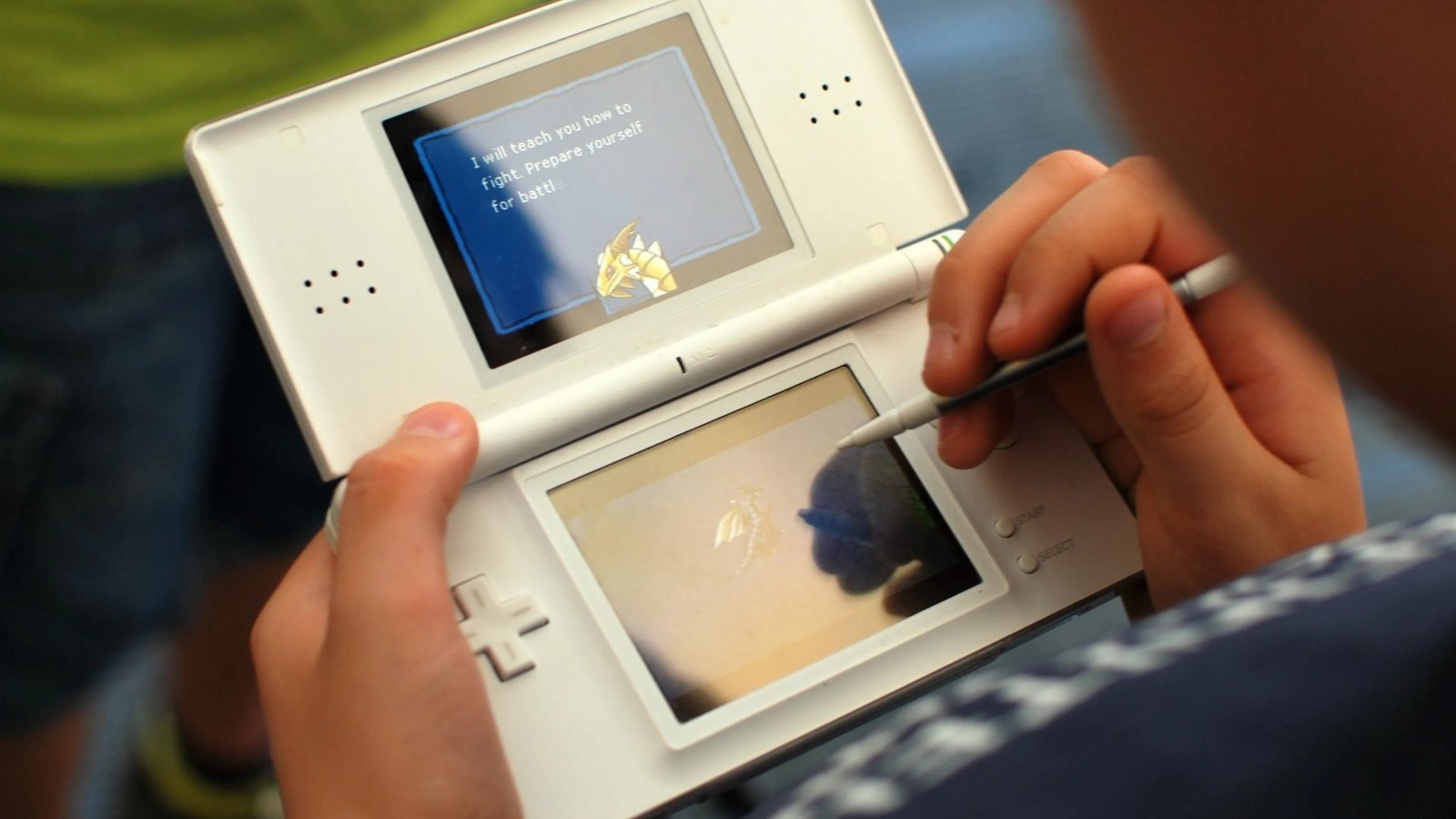 Il design della prima iterazione del Nintendo DS è davvero iconico