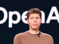 OpenAI sotto pressione: Altman concede una settimana di riposo, mentre Meta continua ad attrarre talenti