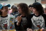 Un attore di Stranger Things suggerisce che il suo personaggio tornerà, anche se sembra morto - Notizia