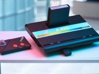 Atari 7800+, la recensione di una retroconsole curatissima quanto ridondante