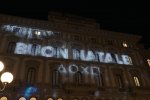 PlayStation festeggia il Natale a Firenze illuminando Piazza della Repubblica con Astrobot - Notizia