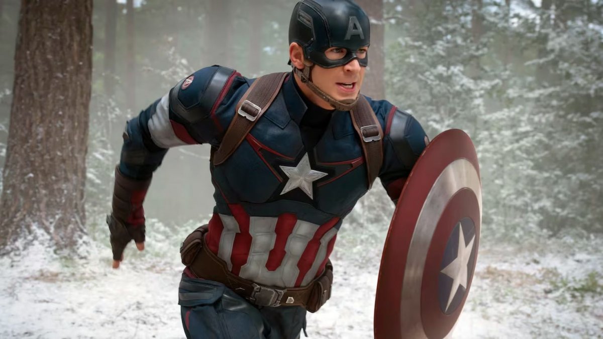 クリス・エヴァンスは『アベンジャーズ：ドゥームズデイ』に復帰するが、元キャプテン・アメリカは未発表の役を演じることになる