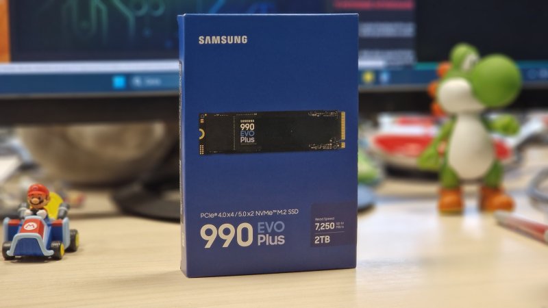 La confezione di vendita dell'SSD Samsung 990 Evo Plus La confezione di vendita dell'SSD Samsung 990 Evo Plus