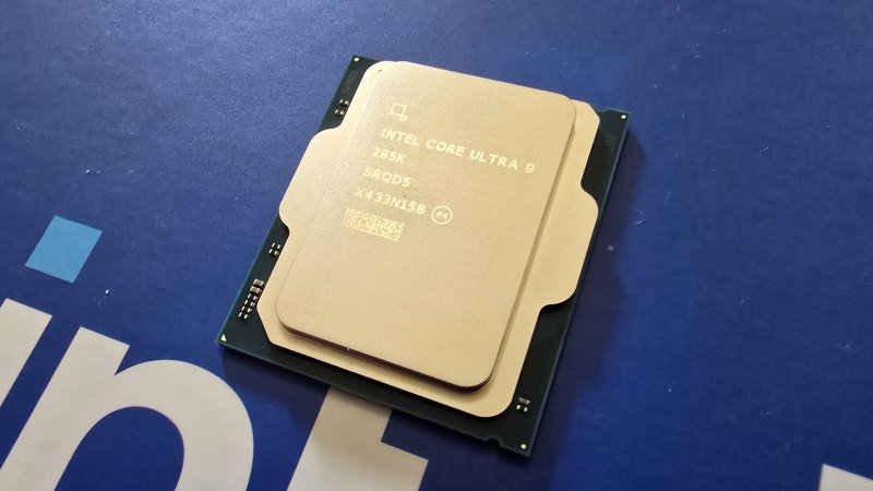 Intel Core Ultra 9 285K è equipaggiato con 24 core e 24 thread Intel Core Ultra 9 285K è equipaggiato con 24 core e 24 thread