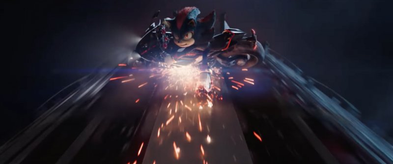 L'Akira slide è una delle mosse più iconiche che qualsiasi personaggio che va in giro in moto deve mettere in scena al cinema L'Akira slide è una delle mosse più iconiche che qualsiasi personaggio che va in giro in moto deve mettere in scena al cinema