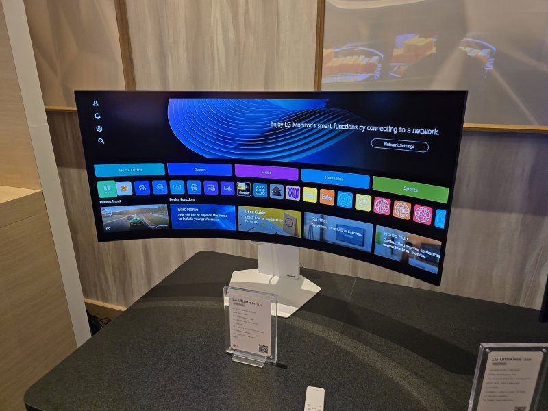 Il monitor LG 39GX90SA