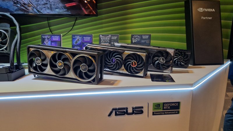 La lineup ASUS ROG di GPU NVIDIA GeForce RTX Serie 50