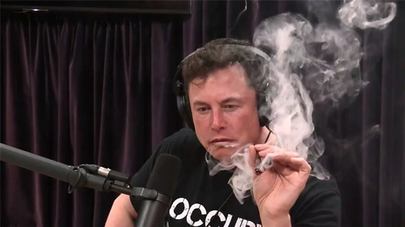 イーロン・マスク氏、ディアブロ4とパス・オブ・エグザイル2の高レベルキャラクターを購入したことを認めた
