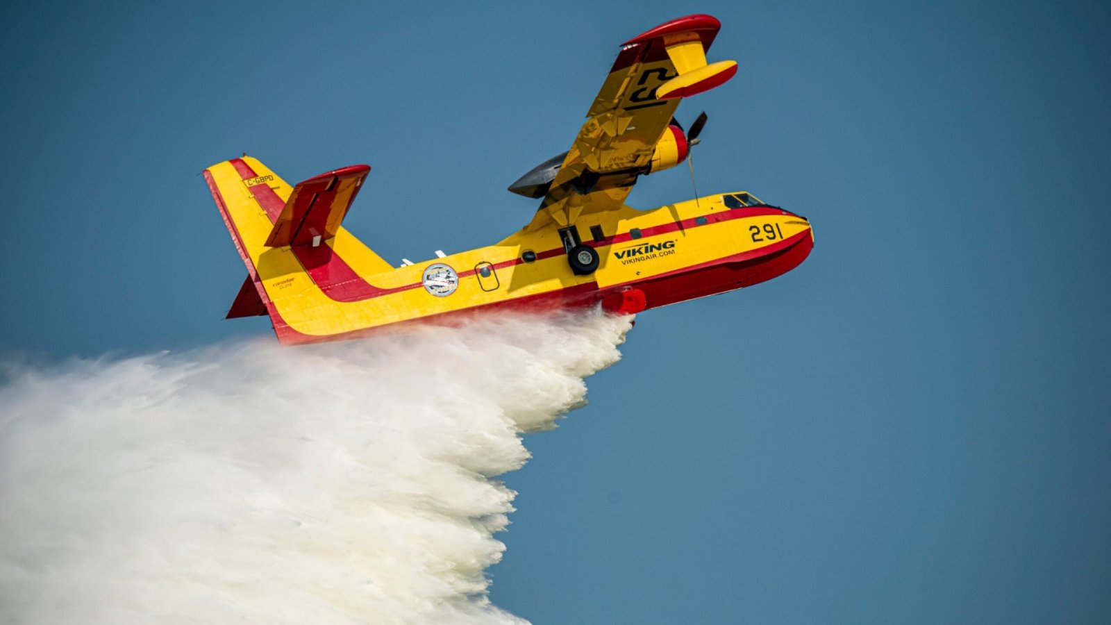 Un aereo dei Vigili del Fuoco