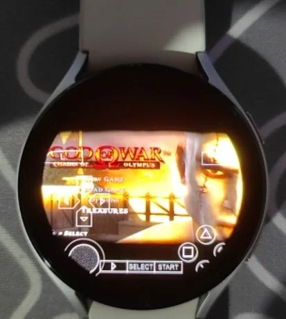 God of War su un Samsung Galaxy Watch 5 God of War su un Samsung Galaxy Watch 5