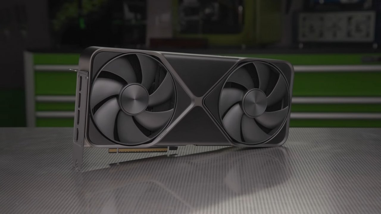 La scheda NVIDIA GeForce RTX 5090 mostra un lieve calo nelle prestazioni con l'adattatore 3x8 pin