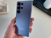 Samsung anticipa la produzione del Galaxy S26 Ultra: come cambia la strategia dopo l'addio al modello Edge