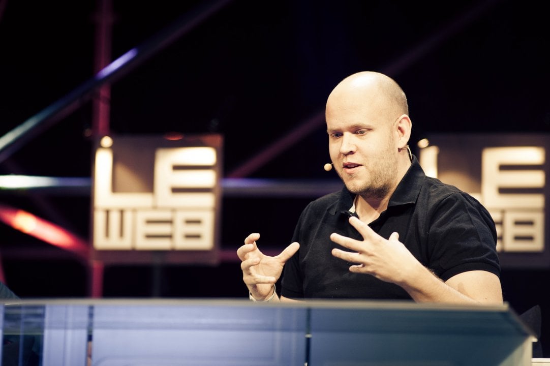 Spotify contro Apple: il CEO Daniel Ek accusa l’azienda di aggirare la legge UE