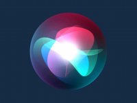 Apple si guarda intorno e valuta una collaborazione con altri aziende IA per potenziare Siri