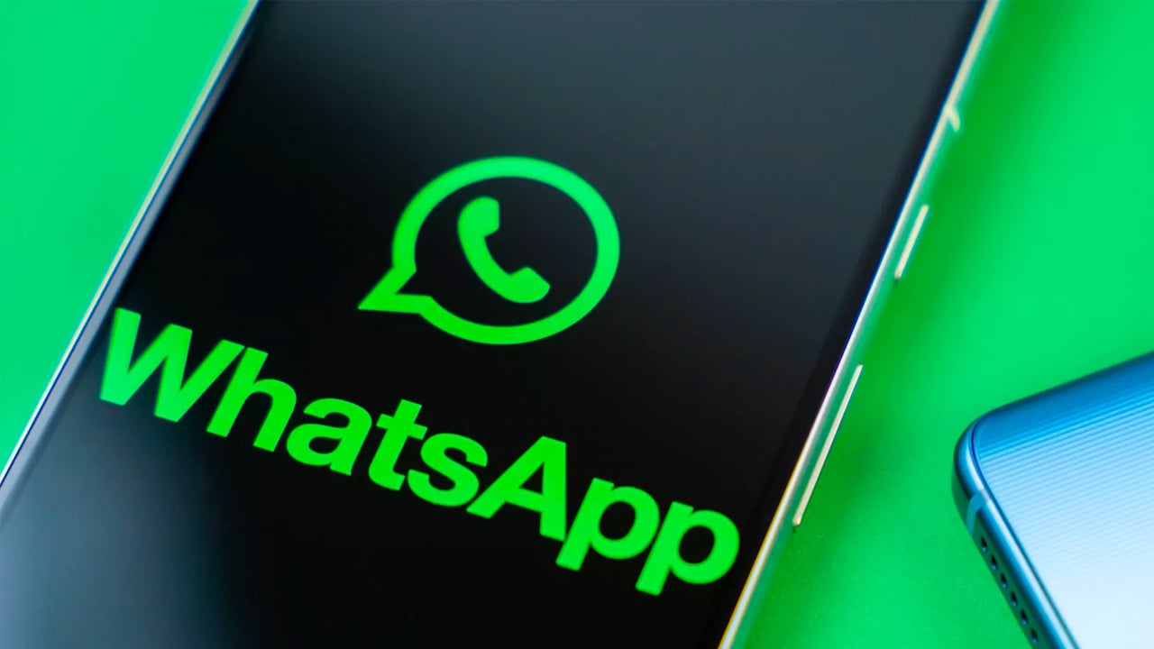 Salvare foto e video dai propri stati WhatsApp sarà possibile con un futuro aggiornamento Android