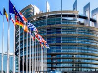 L'Europa pressa Android e Gemini: Google deve aprirsi ad altre IA