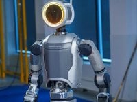 Atlas torna all’azione: il robot di Boston Dynamics ora è elettrico e più agile