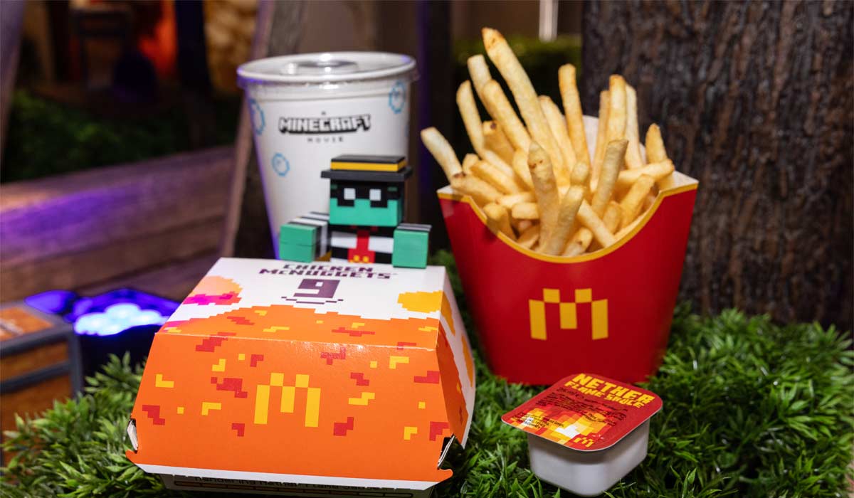 Un menù di McDonald in stile Minecraft