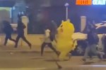 Avvistato un Pikachu tra le proteste di piazza in Turchia, mentre scappa dalle cariche della polizia - Notizia